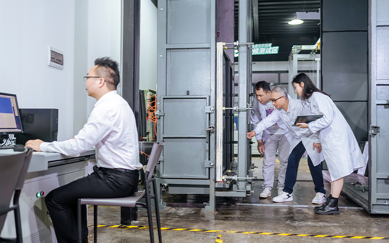 Windows and doors quality control laboratory