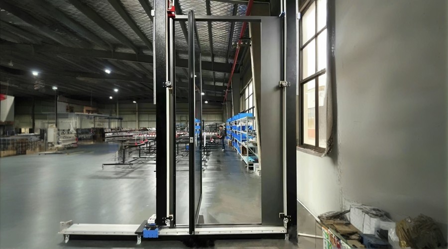 Aluminium Pivot Door Manufacturing
