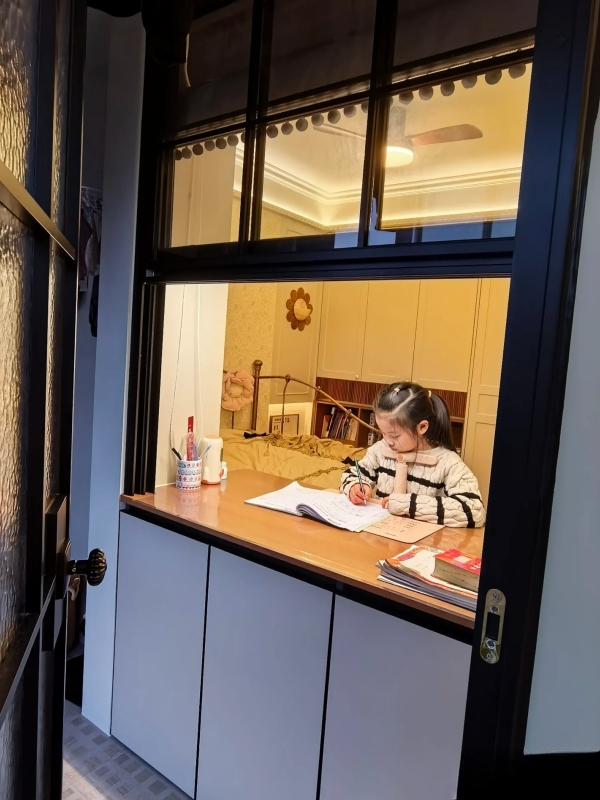 What Exactly is a Double Hung Window 1 1