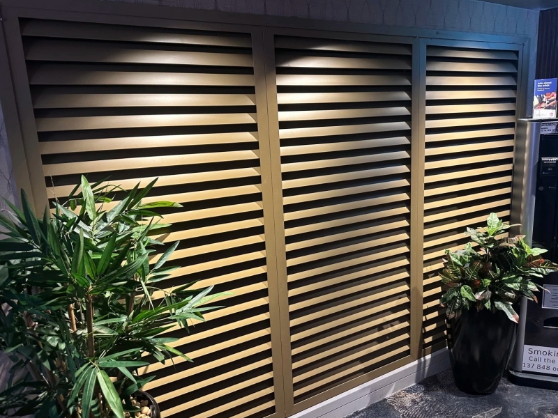 Jalousie Windows for Commercial