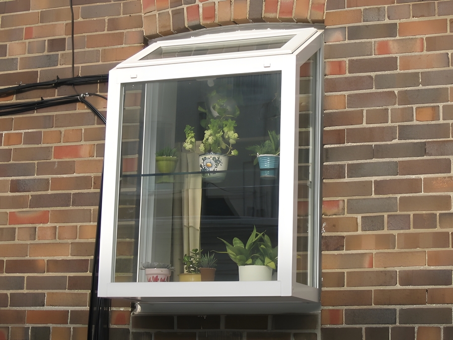 Garden Windows 1