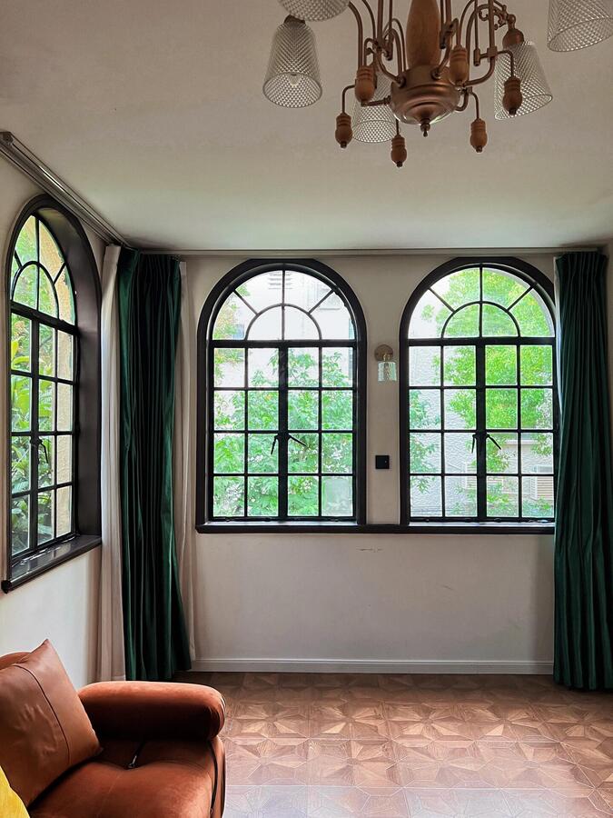 Arched Windows 19