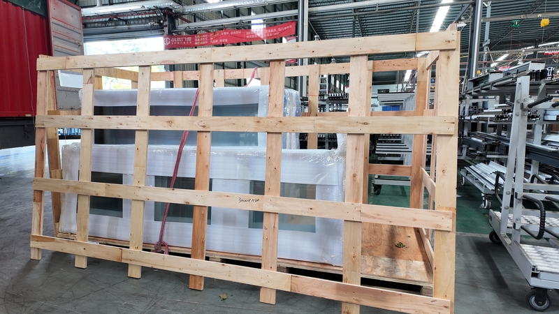 Wooden crate packing overview